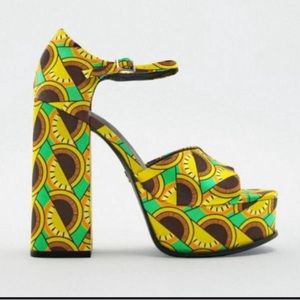 Zara Printed Platform Sandals Size 37 New